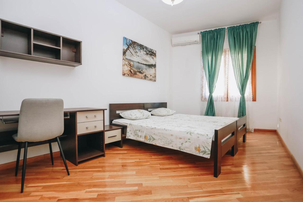 Apartment Near Ponta Nova Of Rafailovici Bečići Esterno foto