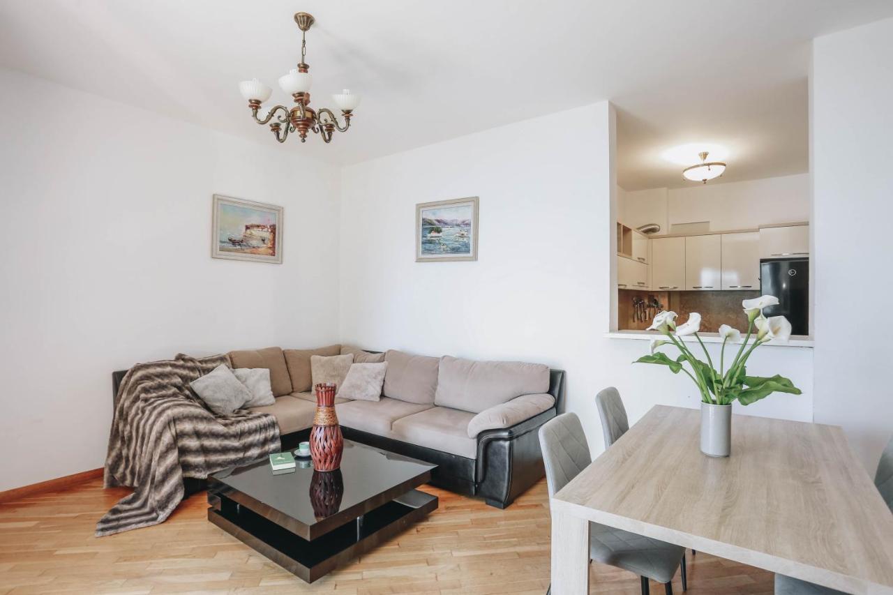 Apartment Near Ponta Nova Of Rafailovici Bečići Esterno foto