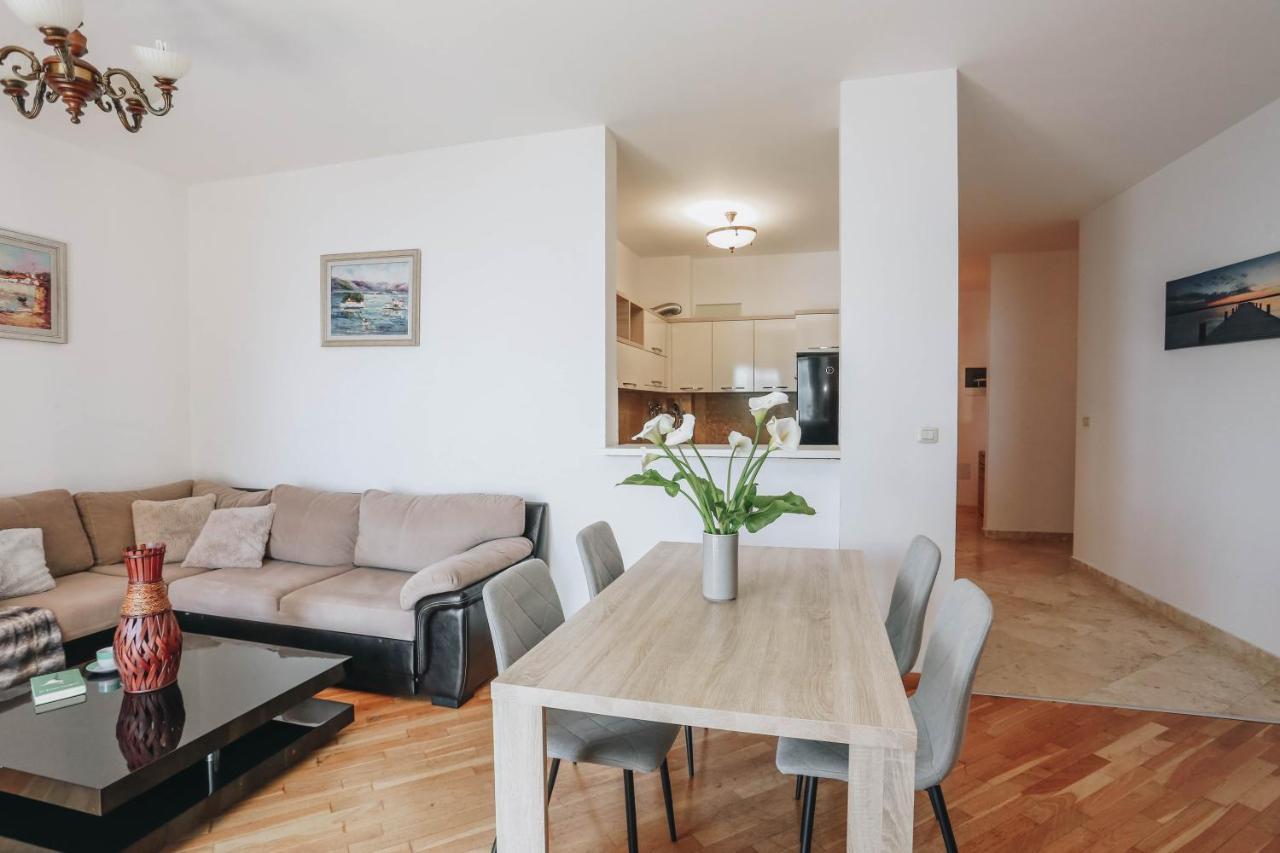 Apartment Near Ponta Nova Of Rafailovici Bečići Esterno foto