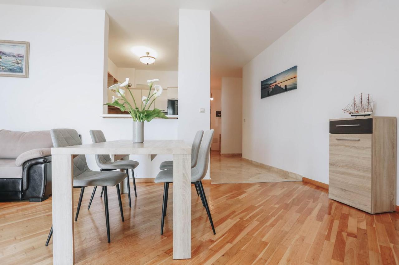 Apartment Near Ponta Nova Of Rafailovici Bečići Esterno foto