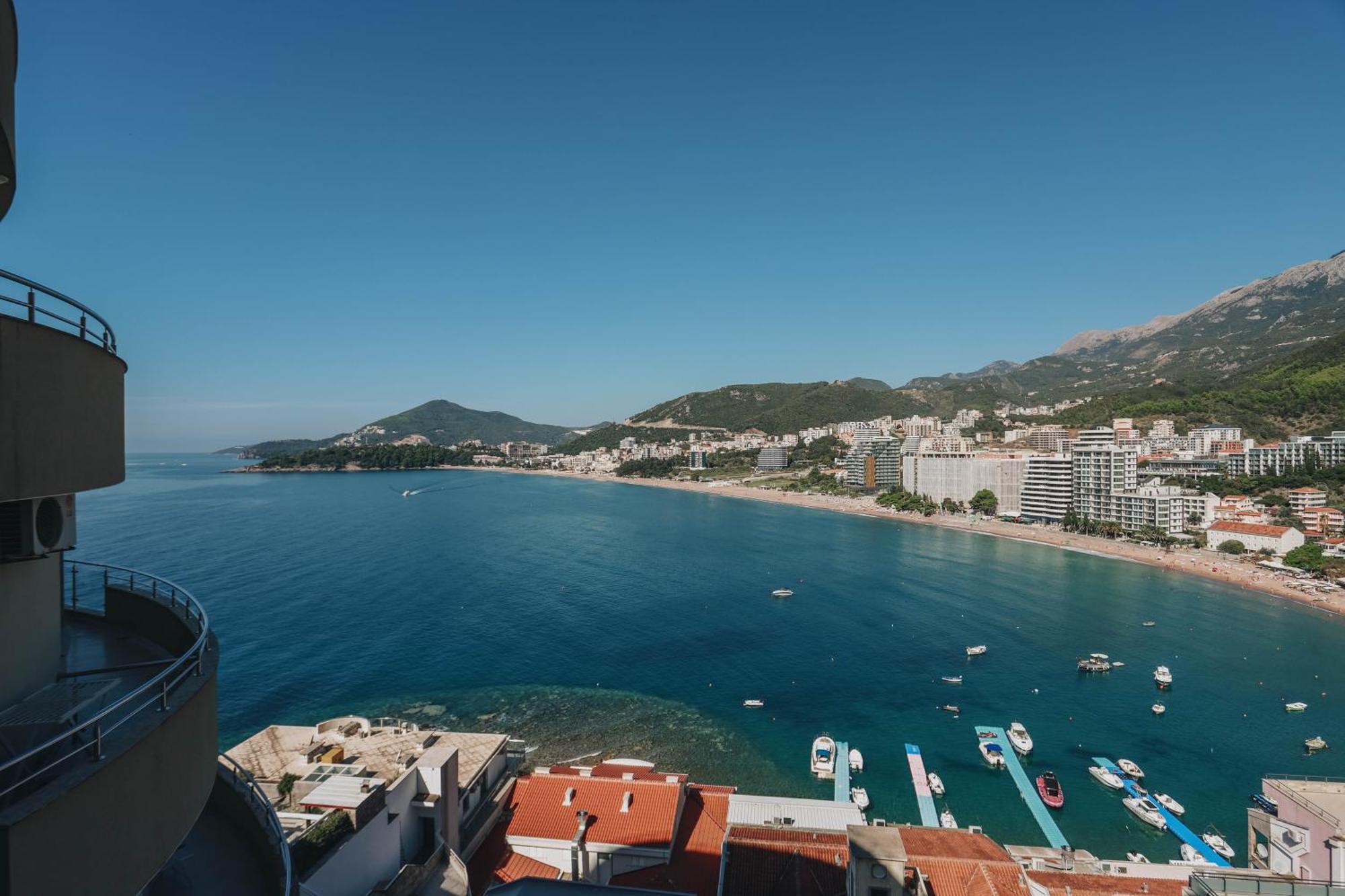 Apartment Near Ponta Nova Of Rafailovici Bečići Esterno foto