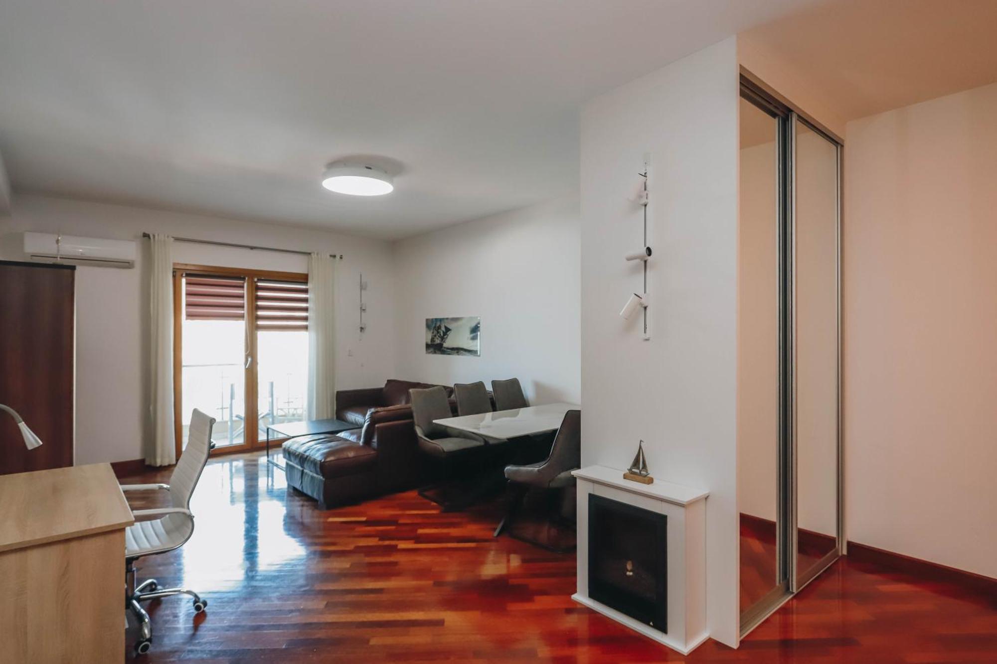 Apartment Near Ponta Nova Of Rafailovici Bečići Esterno foto